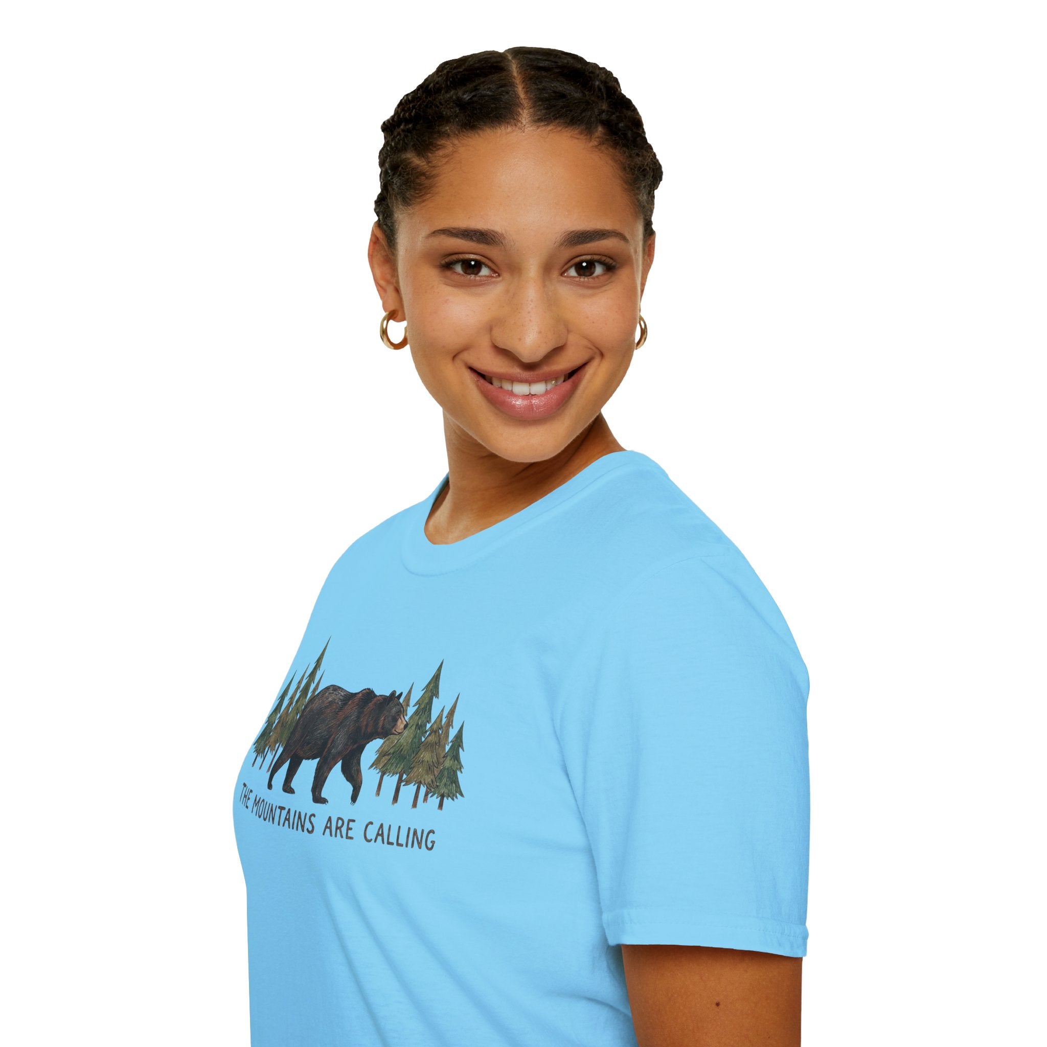 "The Mountains Are Calling" Bear and Pines T-Shirt — Outdoor Graphic Tee