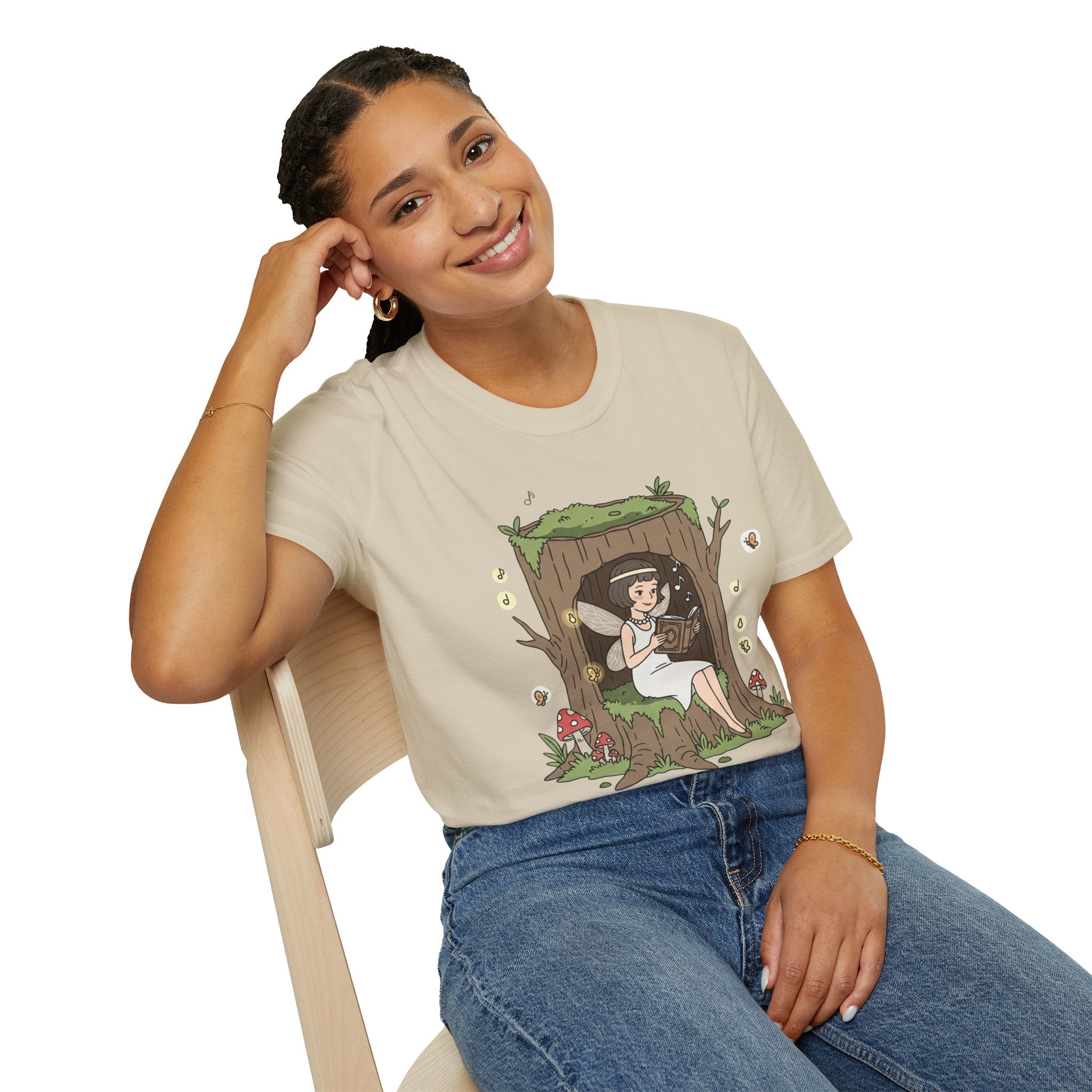 Forest Flapper Fairy Reading in Tree Hollow T-Shirt