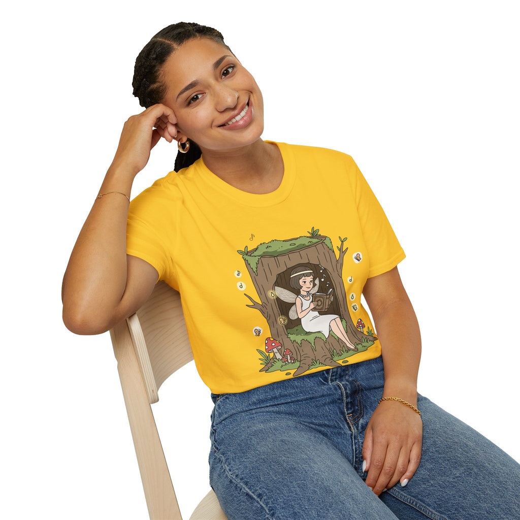 Forest Flapper Fairy Reading in Tree Hollow T-Shirt