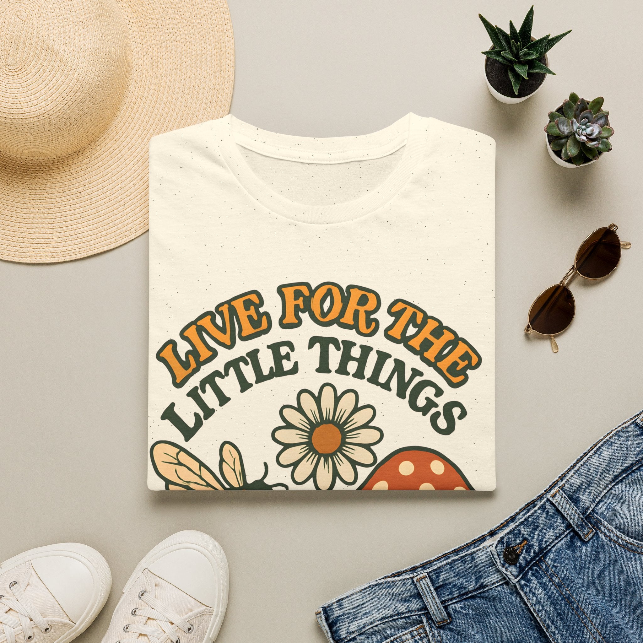 Live For The Little Things Bee & Daisy Vintage T-Shirt