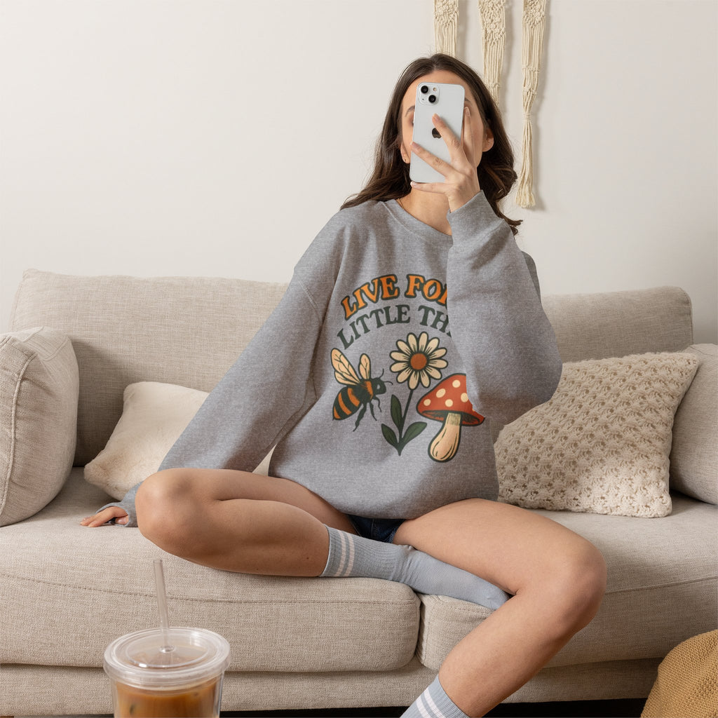 "Live For The Little Things" Bee, Daisy & Mushroom Retro Nature Design Crewneck Sweatshirt