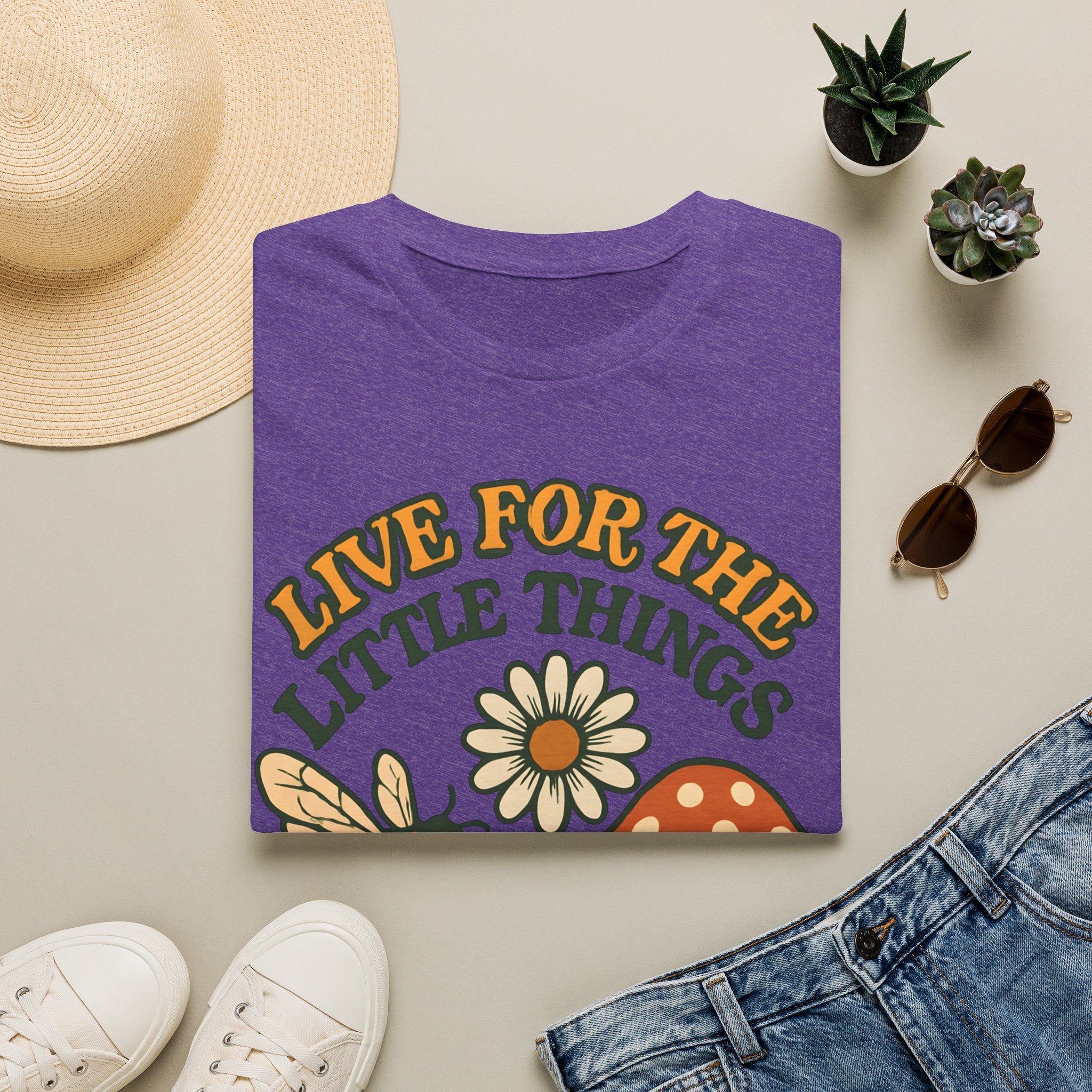 Live For The Little Things Bee & Daisy Vintage T-Shirt
