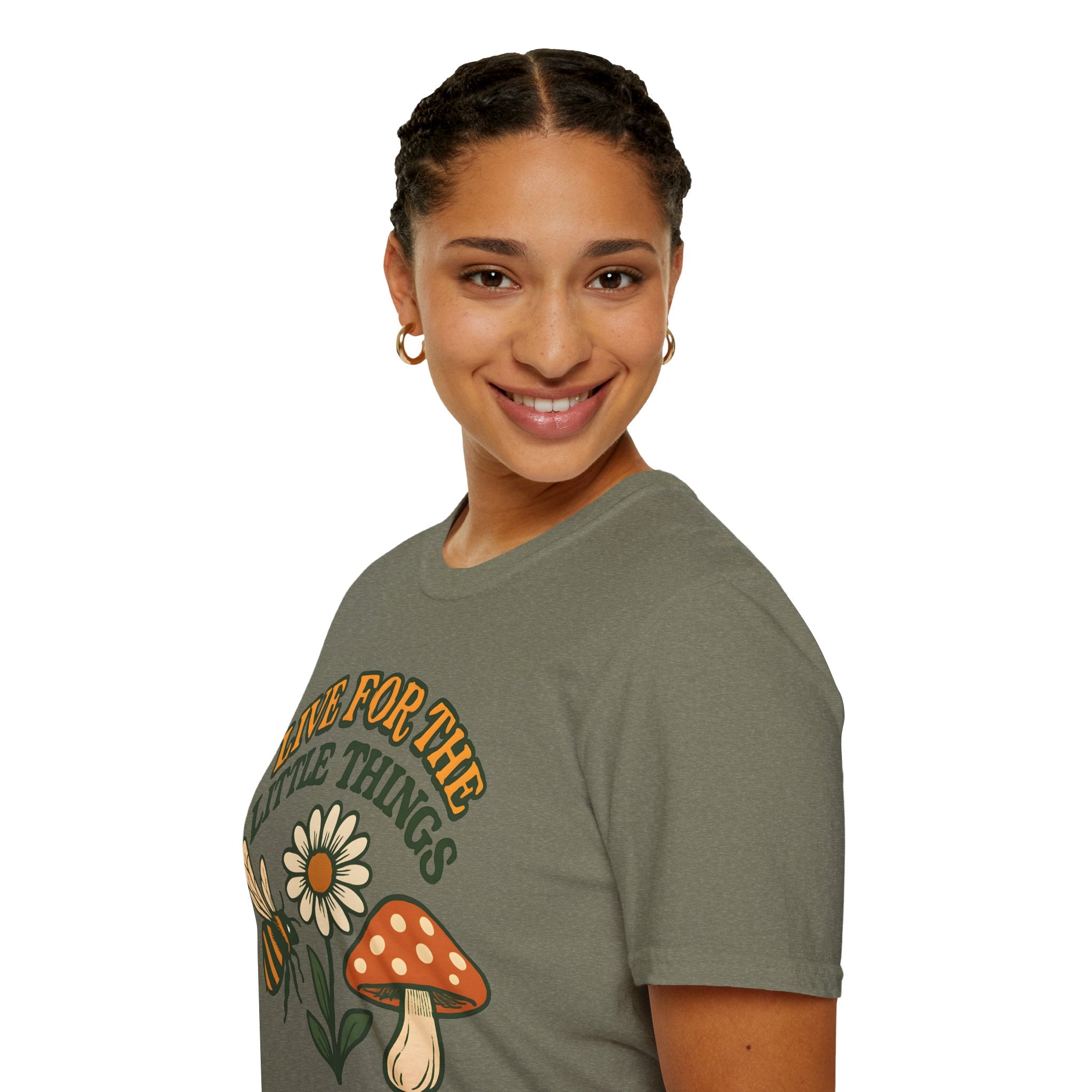 Live For The Little Things Bee & Daisy Vintage T-Shirt