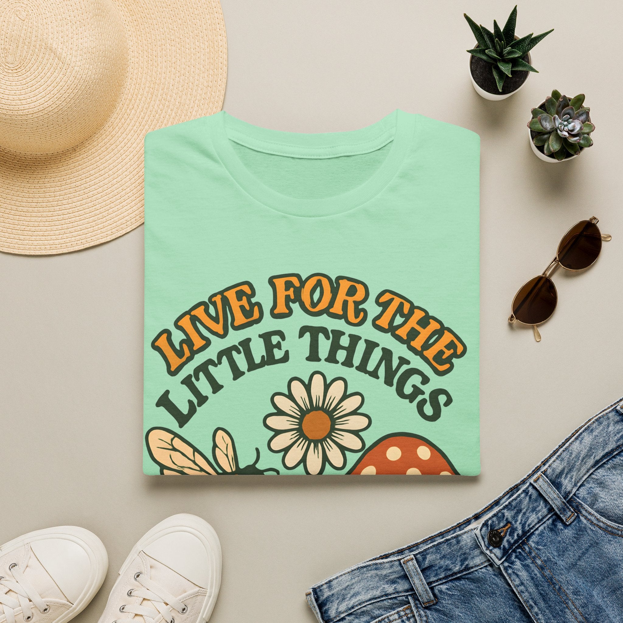 Live For The Little Things Bee & Daisy Vintage T-Shirt